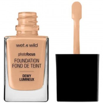 Жидкая основа для макияжа Wet n Wild Foundation Dewy Classic Beige 30 ml