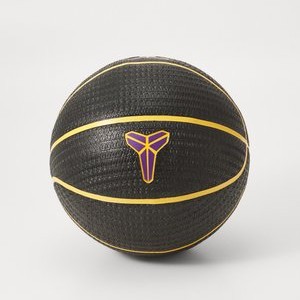 PLAYGROUND KOBE BRYANT DEFLATED  - Basketball - black/university gold-coloured/court purple PLAYGROUND KOBE BRYANT DEFLATED  - Basketball - black/university gold-coloured/court purple