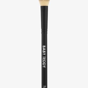 BABY TEDDY BRUSH - Powder brush BABY TEDDY BRUSH - Powder brush