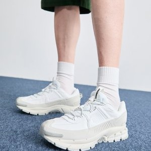 ZOOM VOMERO ROAM - Trainers - summit white/light bone/light iron ore/black ZOOM VOMERO ROAM - Trainers - summit white/light bone/light iron ore/black