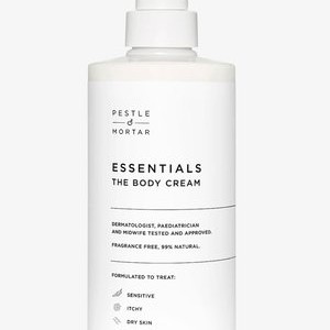 ESSENTIALS BODY CREAM - Moisturiser ESSENTIALS BODY CREAM - Moisturiser