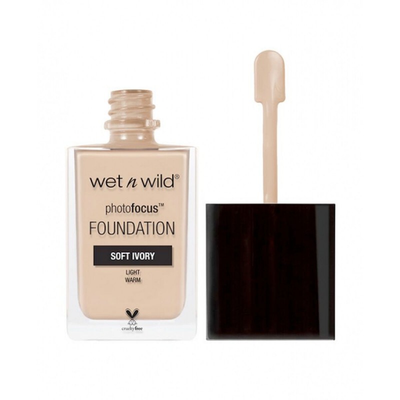 Жидкая основа для макияжа Wet n Wild Photofocus Foundation Soft Ivory 30 ml