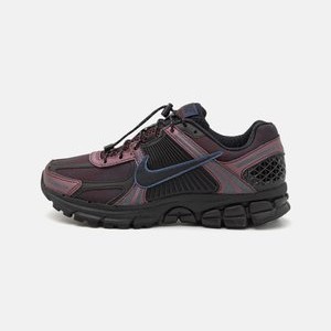 ZOOM VOMERO - Trainers - dark grey, white ZOOM VOMERO - Trainers - dark grey, white