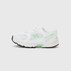 530 - Trainers - white