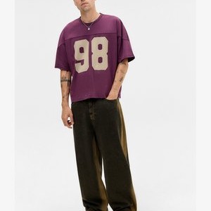 VARSITY TEE - Print T-shirt - wine