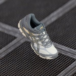 GEL CUMULUS 16 UNISEX - Trainers - cream/clay grey