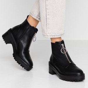 Ankle boots - black