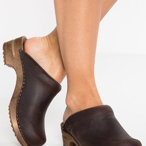 CHRISSY OPEN - Clogs - antique brown CHRISSY OPEN - Clogs - antique brown