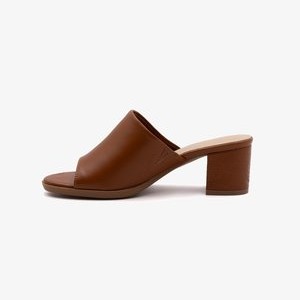 Mules - light brown Mules - light brown