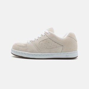 ACCEL OG UNISEX - Skate shoes - white/gum ACCEL OG UNISEX - Skate shoes - white/gum