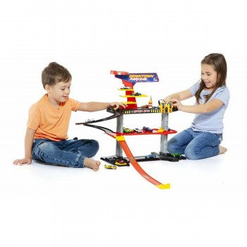 Гараж-паркинг с автомобилями Moltó