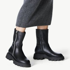 Platform ankle boots - black