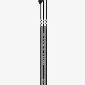 146 CONCEALER TOUCH&BLEND - Powder brush 146 CONCEALER TOUCH&BLEND - Powder brush