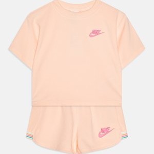 LETS ROLL SET - Shorts - washed coral