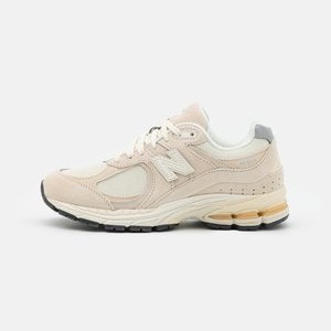 M2002 UNISEX - Trainers - calm taupe M2002 UNISEX - Trainers - calm taupe