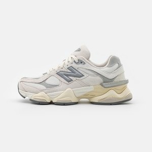 U9060 UNISEX - Trainers - white U9060 UNISEX - Trainers - white
