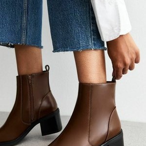 Classic ankle boots - tan