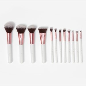 BH CRYSTAL QUARTZ 12 PIECE BRUSH SET - Makeup brush set - crystal quartz BH CRYSTAL QUARTZ 12 PIECE BRUSH SET - Makeup brush set - crystal quartz
