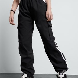 ADICOLOR CARGO - Cargo trousers - black