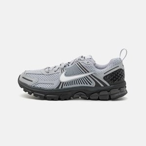 VOMERO 5 - Trainers - wolf grey/summit white/black/anthracite VOMERO 5 - Trainers - wolf grey/summit white/black/anthracite