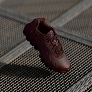 AIR MAX DN8 - Trainers - burgundy crush/black/metallic silver-coloured AIR MAX DN8 - Trainers - burgundy crush/black/metallic silver-coloured