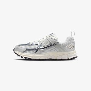 VOMERO 5 BG 1 - Trainers - photon dust/chrome-gridiron-sail VOMERO 5 BG 1 - Trainers - photon dust/chrome-gridiron-sail
