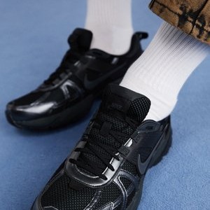 V2K RUN - Trainers - black/dark smoke grey/anthracite V2K RUN - Trainers - black/dark smoke grey/anthracite