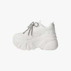 Trainers - white