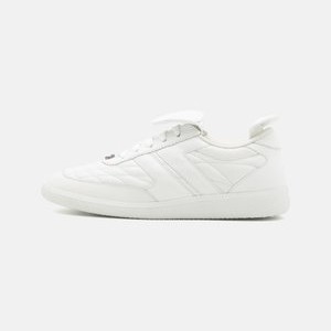 Trainers - white Trainers - white