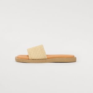 AGDA - Mules - chalky sand AGDA - Mules - chalky sand