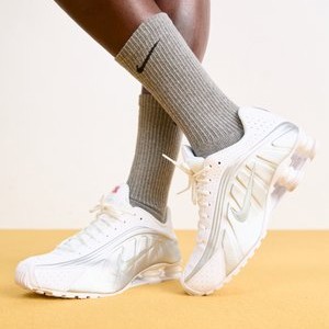SHOX R4 UNISEX - Trainers - white/metallic silver/white/bright crimson SHOX R4 UNISEX - Trainers - white/metallic silver/white/bright crimson