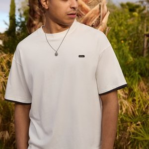 DOUBLE LAYER BADGE TEE UNISEX - Basic T-shirt - ecru DOUBLE LAYER BADGE TEE UNISEX - Basic T-shirt - ecru